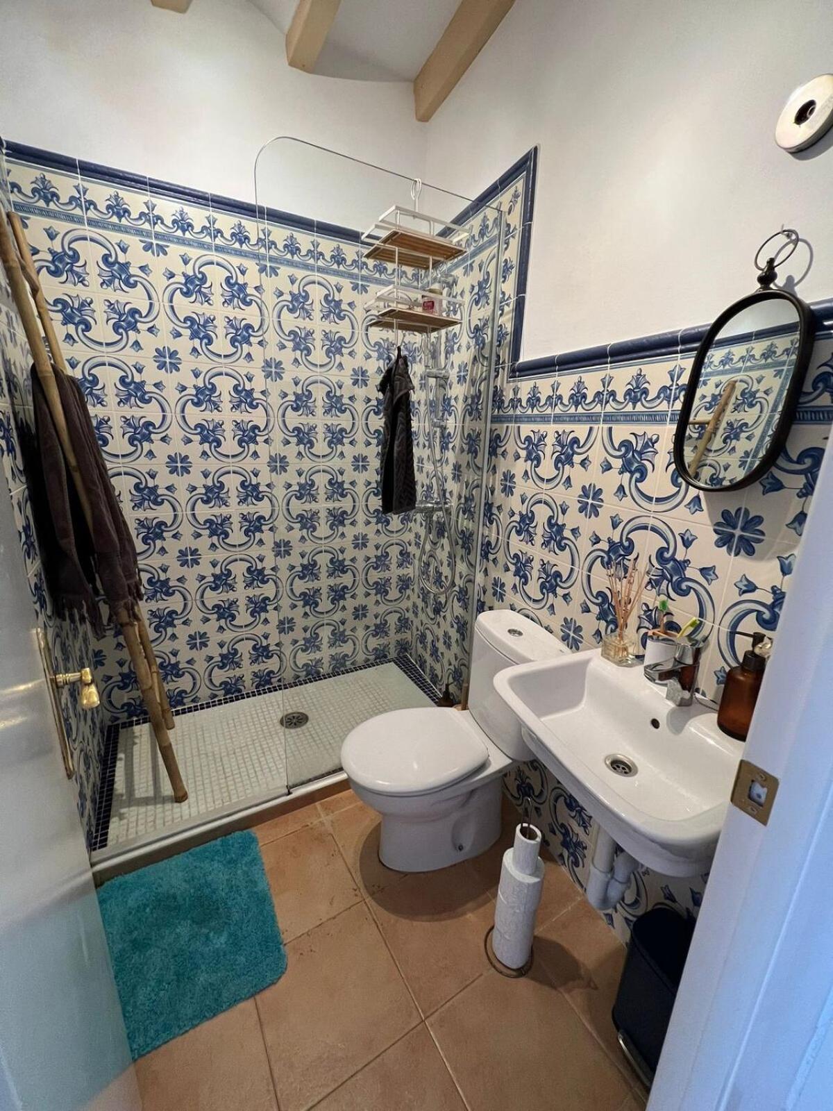Oldtown Family House With Amazing Terrace - 3 Minutes From Beach! 빌라조요사 외부 사진