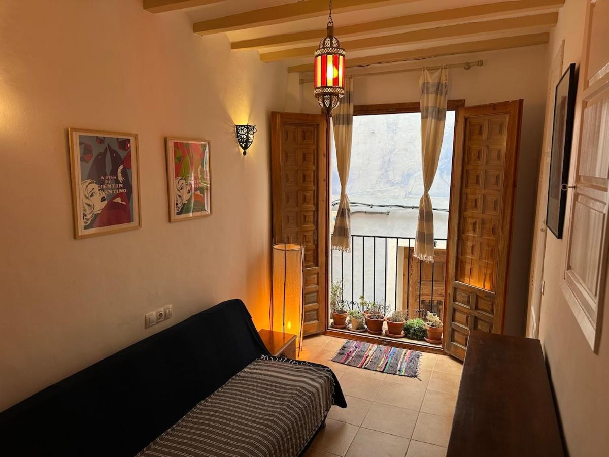 Oldtown Family House With Amazing Terrace - 3 Minutes From Beach! 빌라조요사 외부 사진