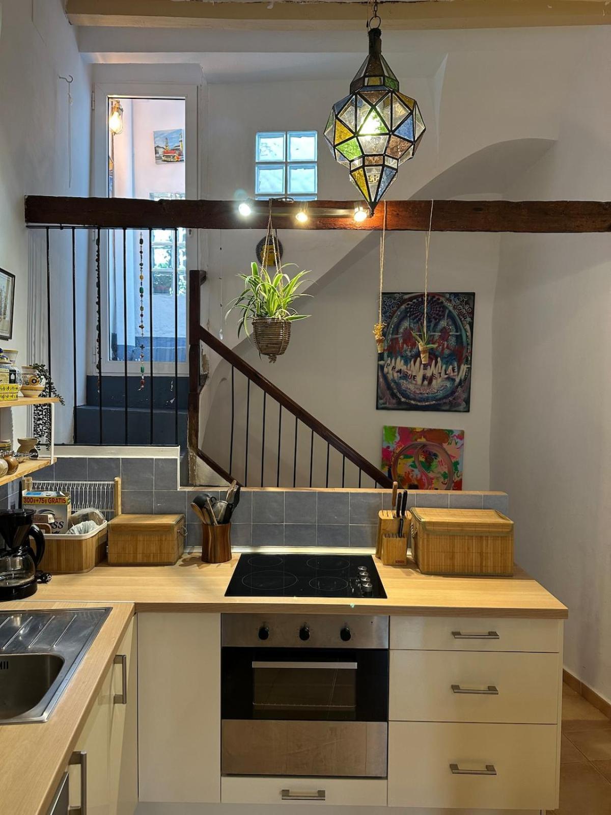 Oldtown Family House With Amazing Terrace - 3 Minutes From Beach! 빌라조요사 외부 사진