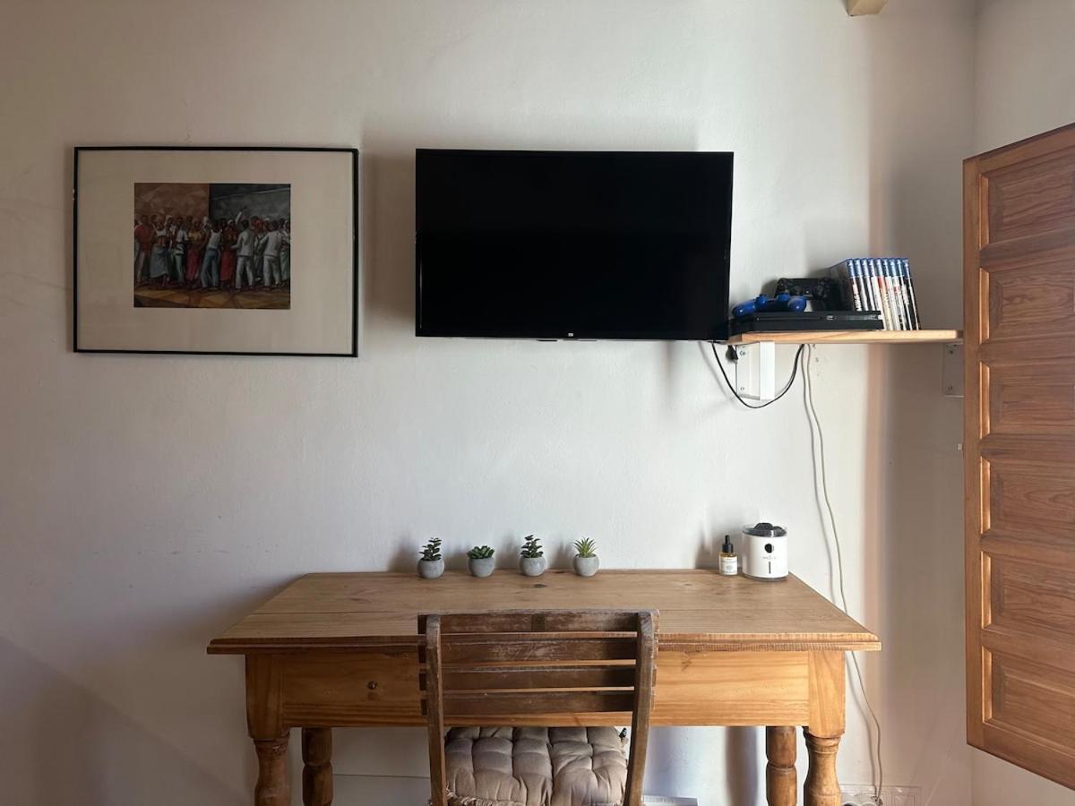 Oldtown Family House With Amazing Terrace - 3 Minutes From Beach! 빌라조요사 외부 사진